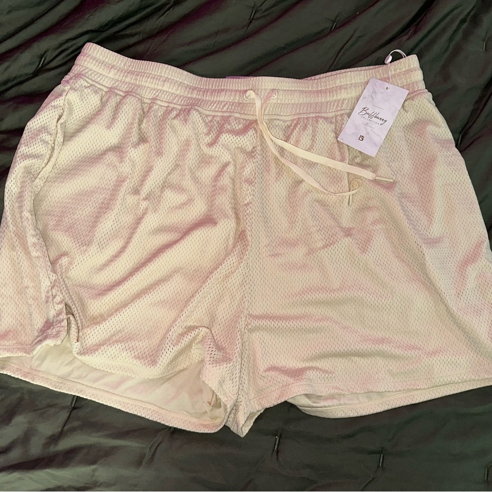 BuffBunny Stardust Beige Athletic Pump Shorts